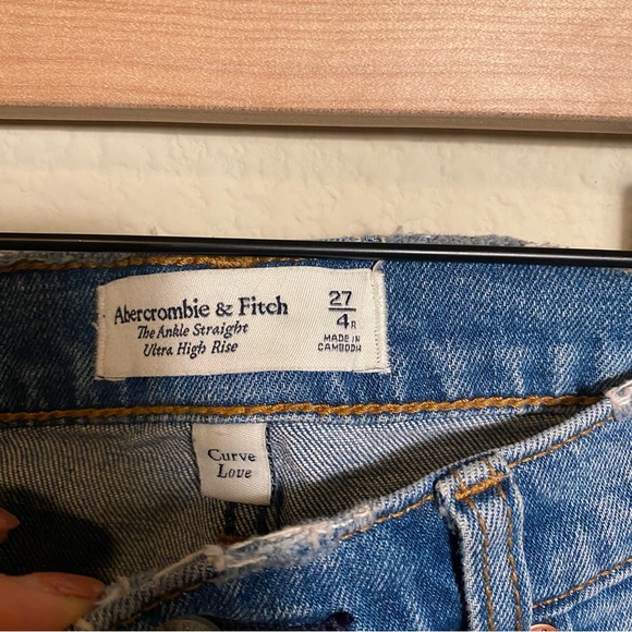 SOLD abercrombie and fitch curve love ankle straight ultra high rise jeans - Picture 4 of 4